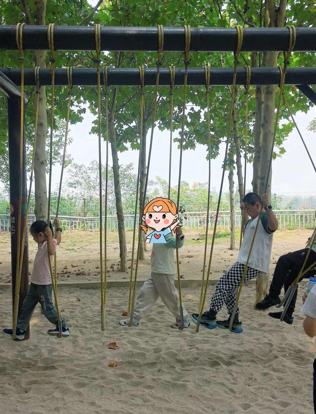 周末遛娃还得是这样的户外乐园_5.jpg